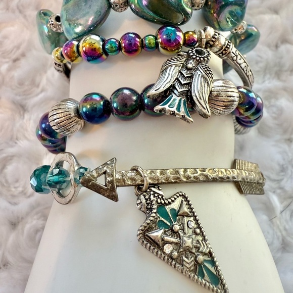 Elegant Multicolor Beaded Bracelet Set - Picture 3 of 5
